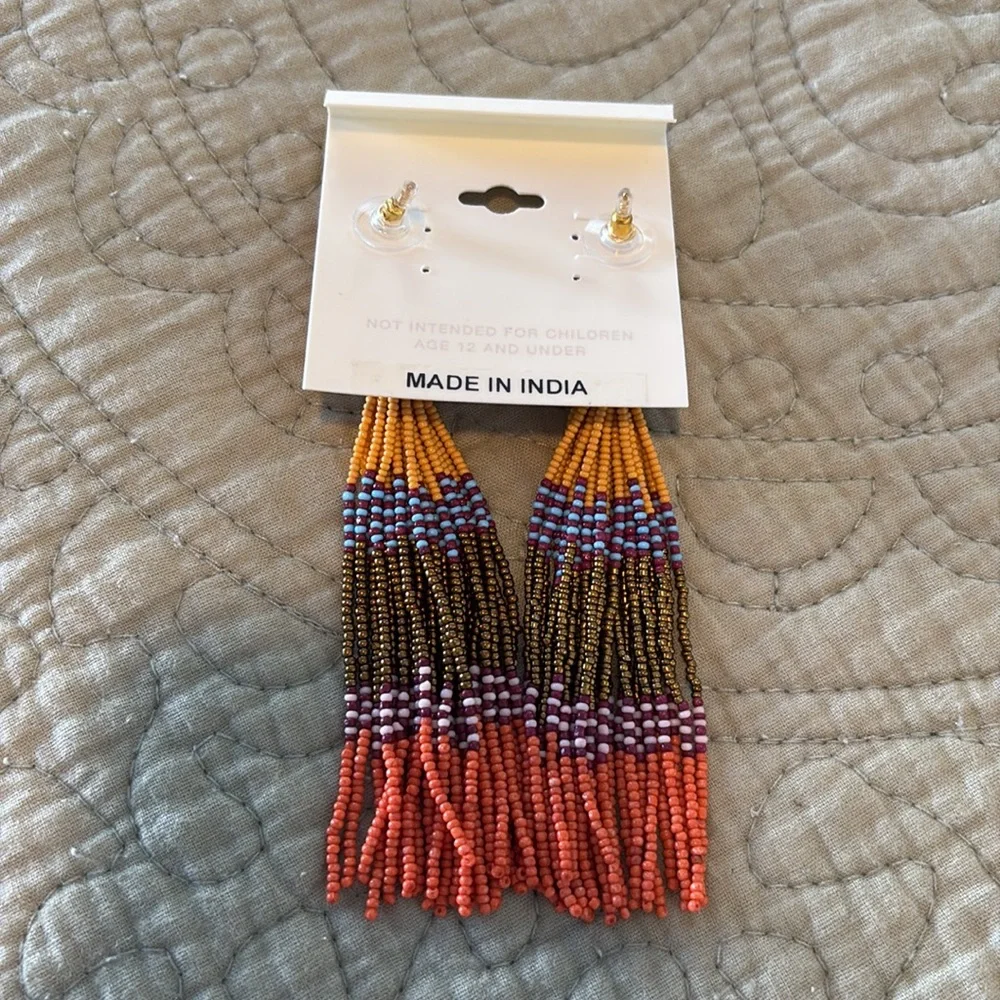NWT Earrings - Picture 2 of 3